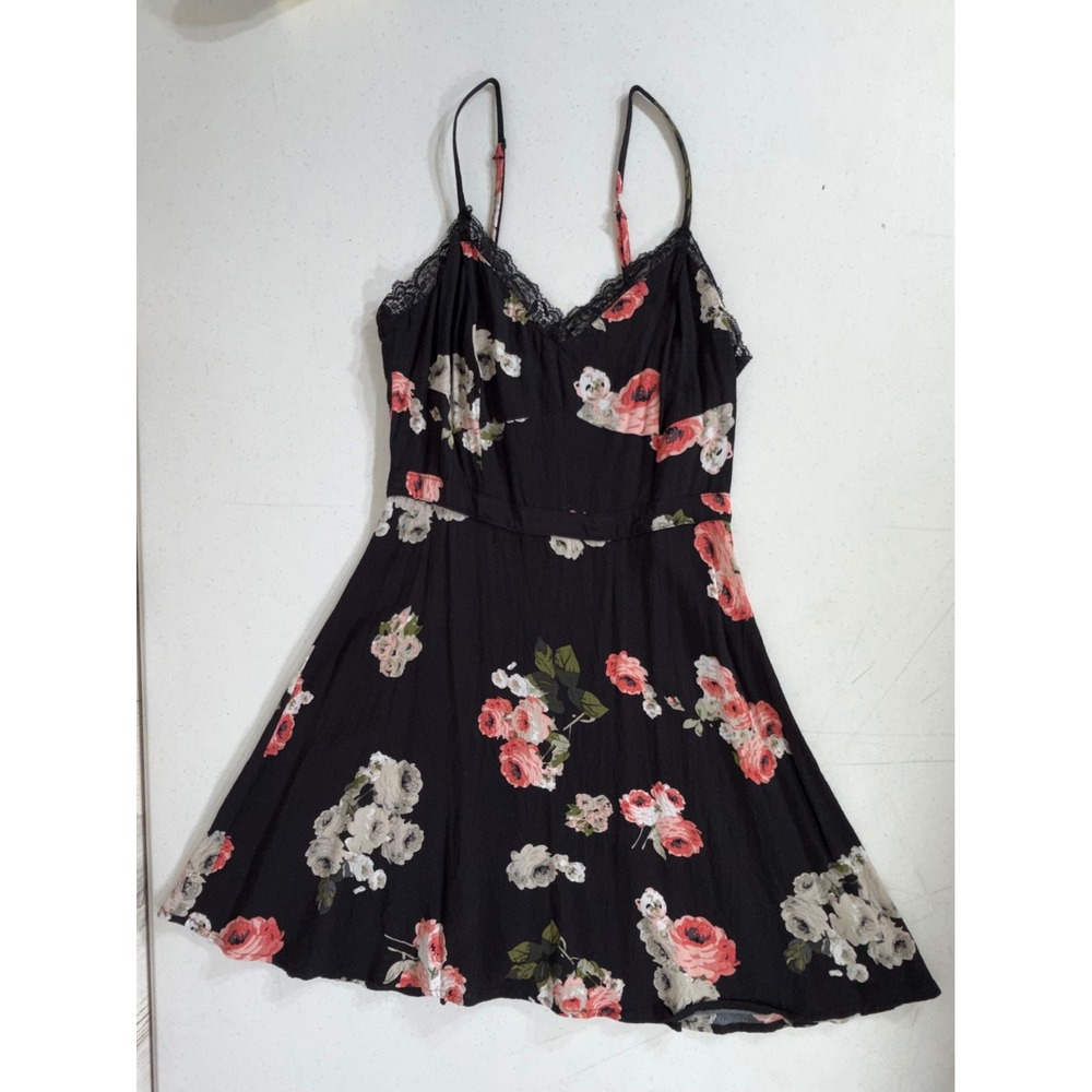 MinkPink Mini‎ Dress XS Black Floral Lace Trim Fit & Flare Spaghetti Strap READ